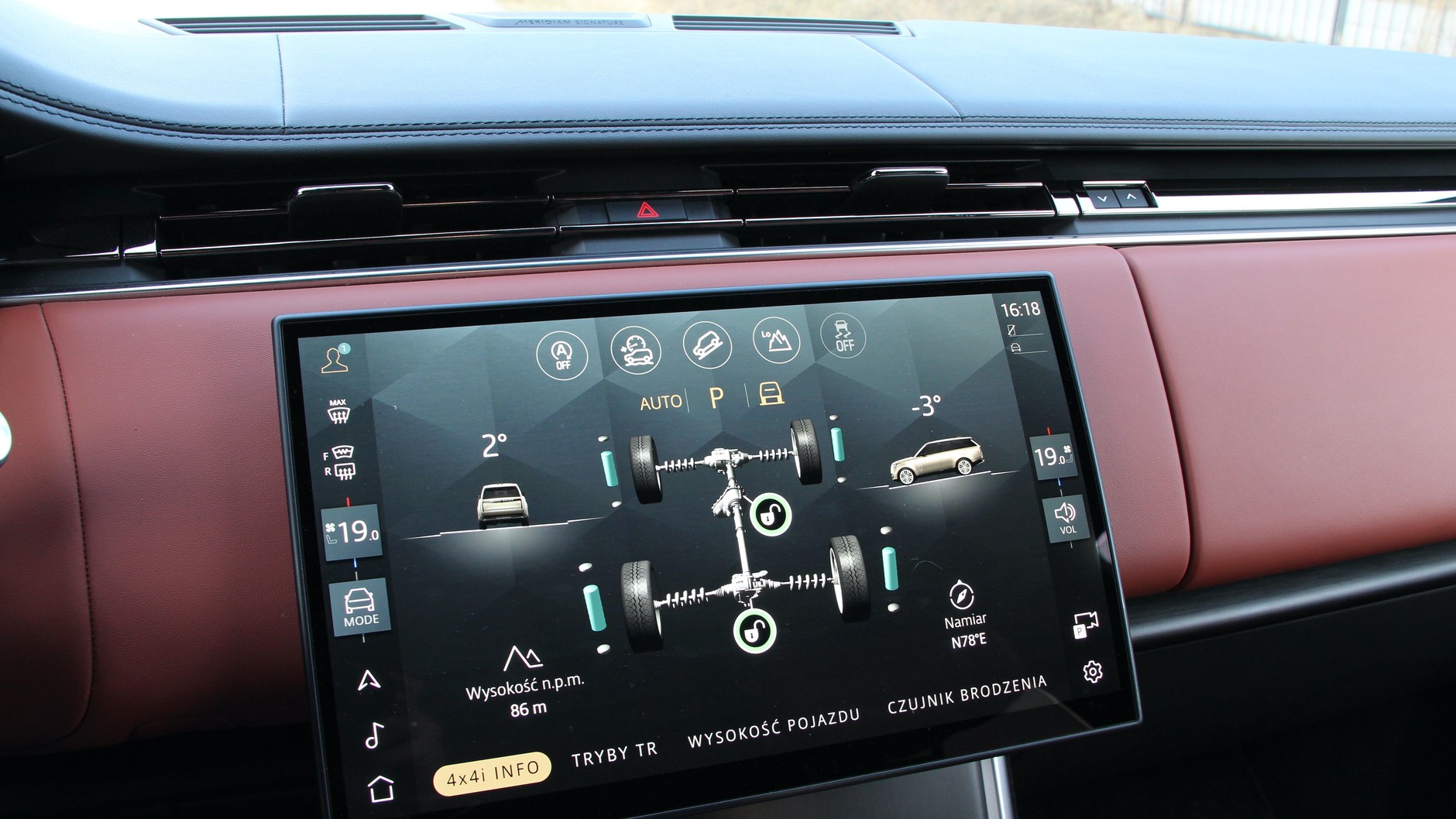 Range Rover 4.4 V8 SV LWB