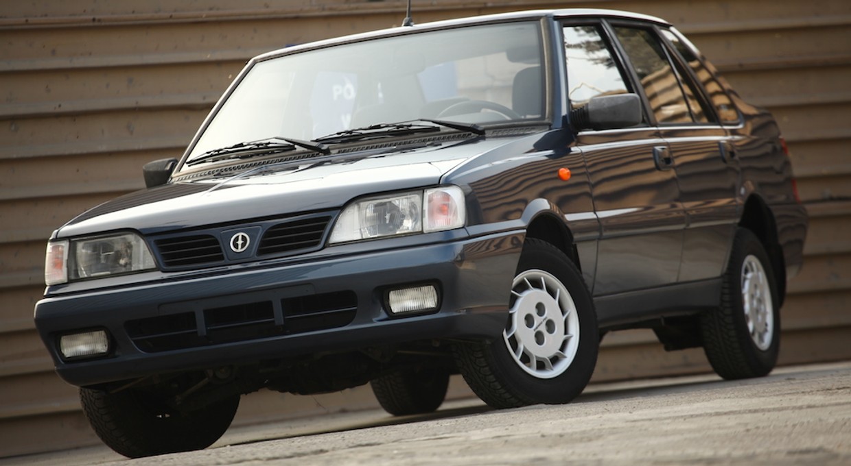 Z ziemi włoskiej do Polski — 20 lat temu z taśmy zjechał ostatni FSO Polonez