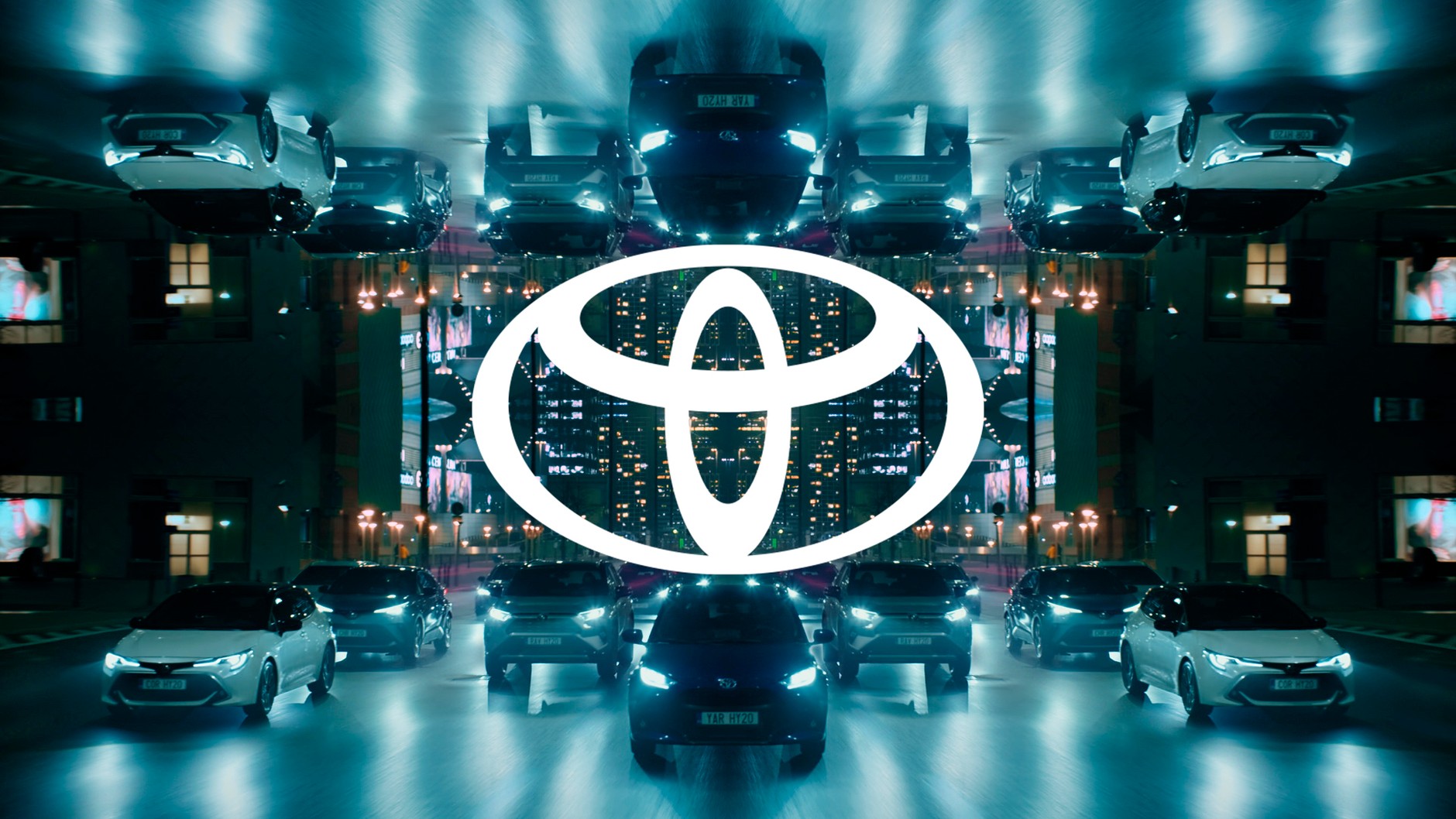 Toyota - nowe logo