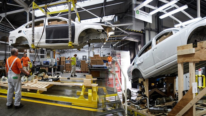 Skoda - jak transportuje się auta na drugi kontynent