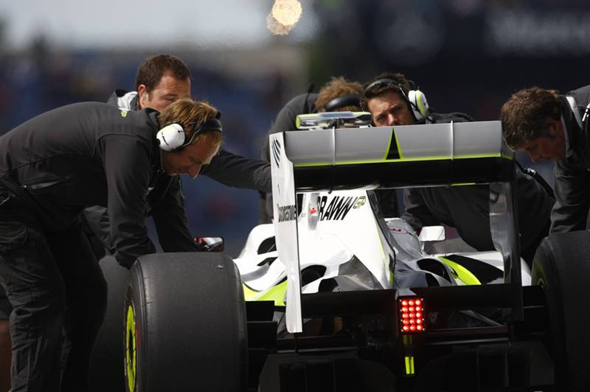Grand Prix Niemiec 2009: rozpędzony Red Bull Racing dogania Brawn GP (fotogaleria)