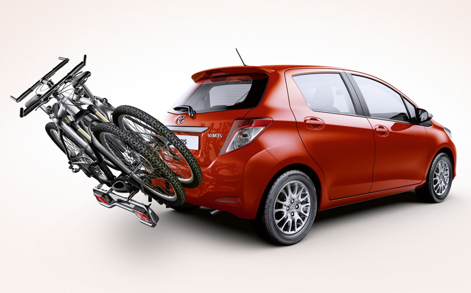 Wszystko o nowej Toyocie Yaris: radzimy, którą wersję wybrać