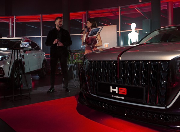 Hongqi w Warszawie. Autotrade Otwiera Salon Luksusowej Chińskiej Marki
