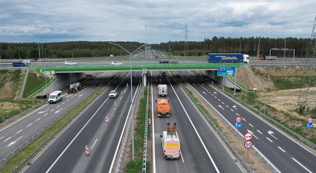 Autostrada A6 nie daje spać mieszkańcom Szczecina. Chcą ekranów i ograniczenia prędkości, ale...