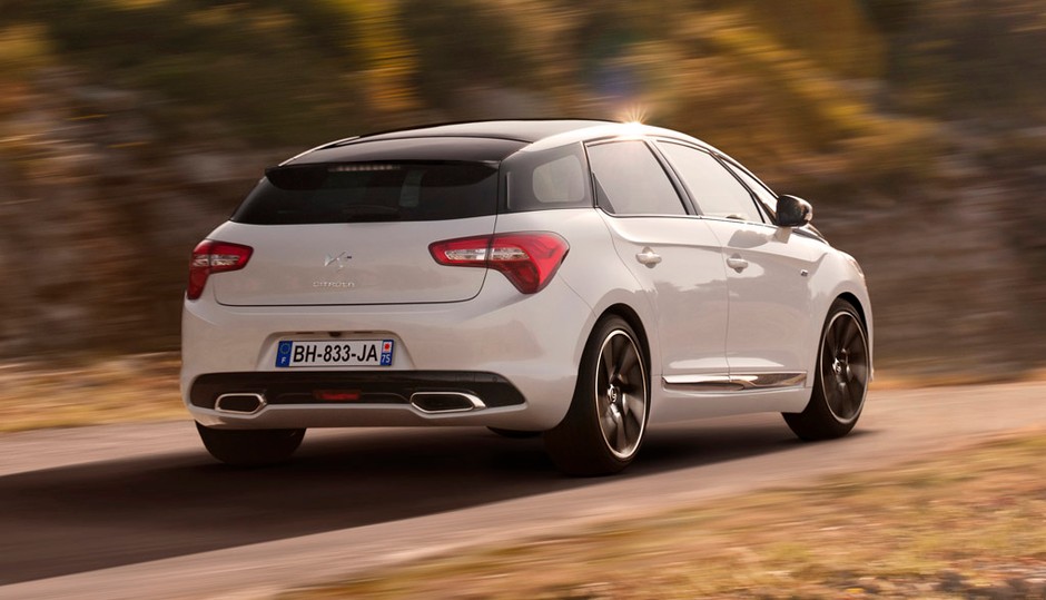 Citroen DS5 Hybrid4: C5 dla wymagających