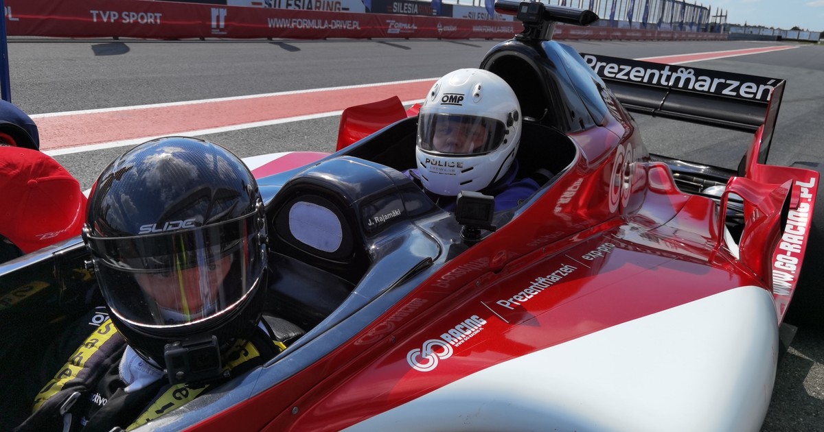 Formula Drive. Poprowadź bolid F1