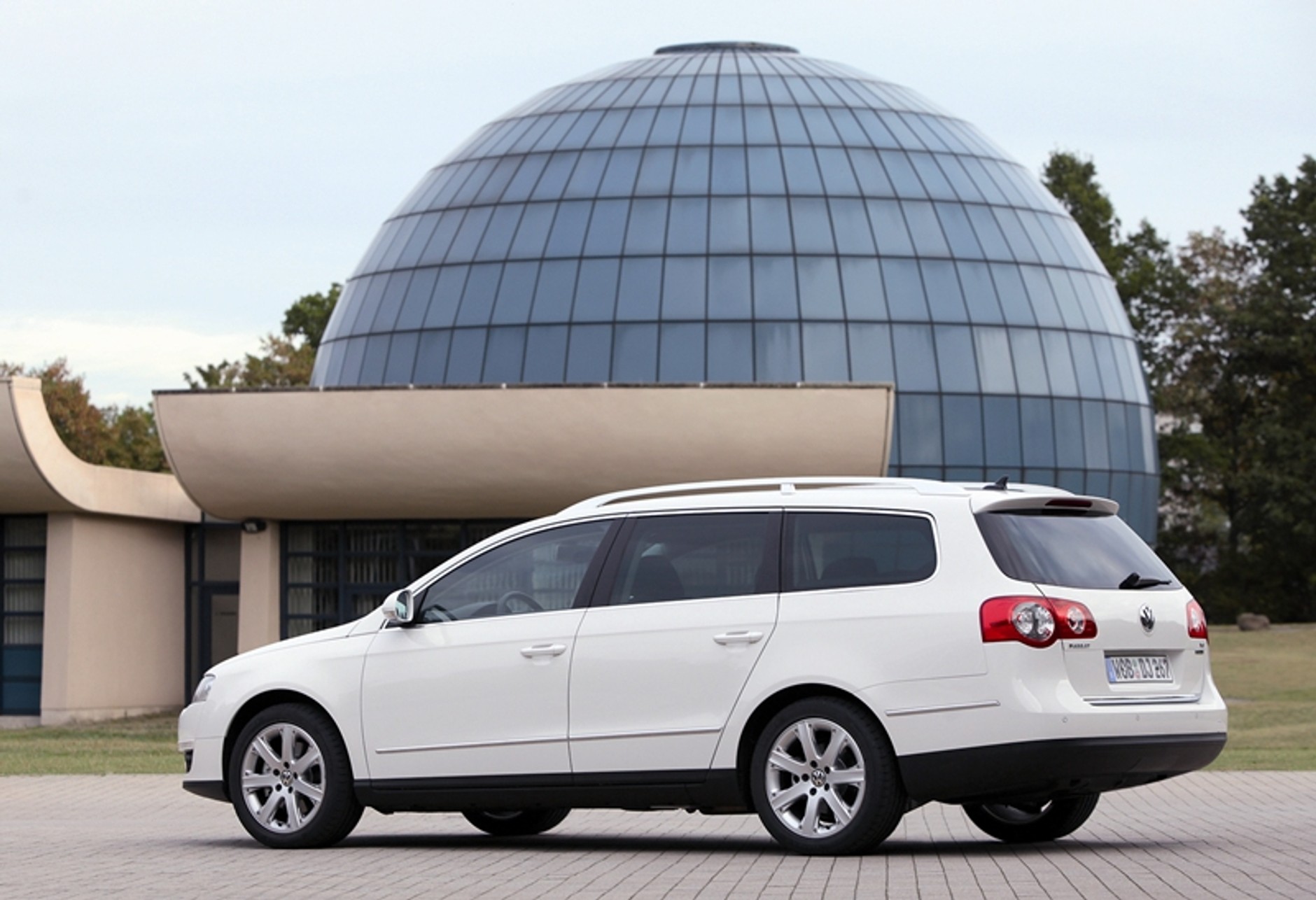 Ten Passat ma silnik turbo i automat, a i tak jest najczystszym autem Europy