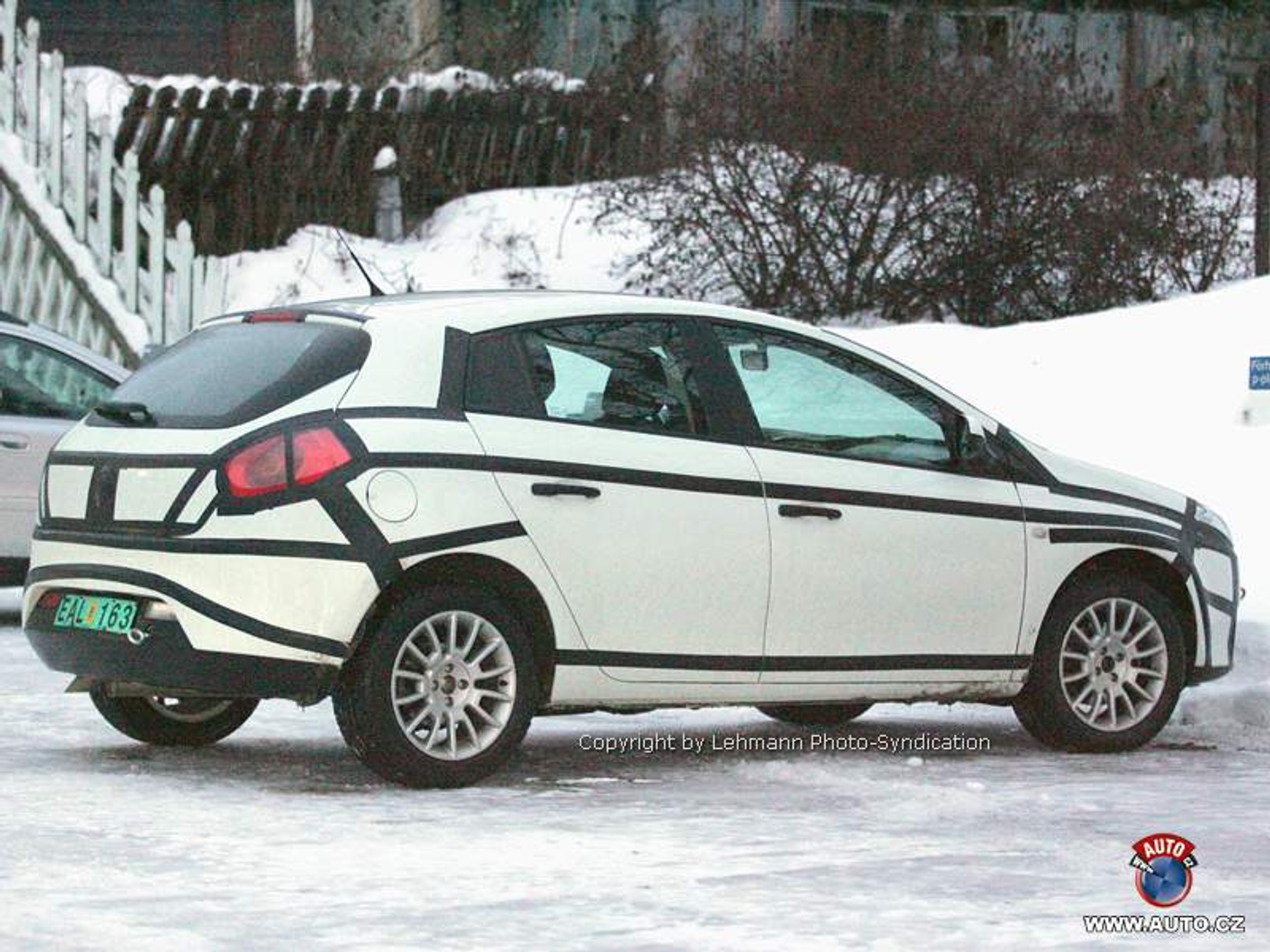 Zdjęcia szpiegowskie: wnętrze Fiata Bravo