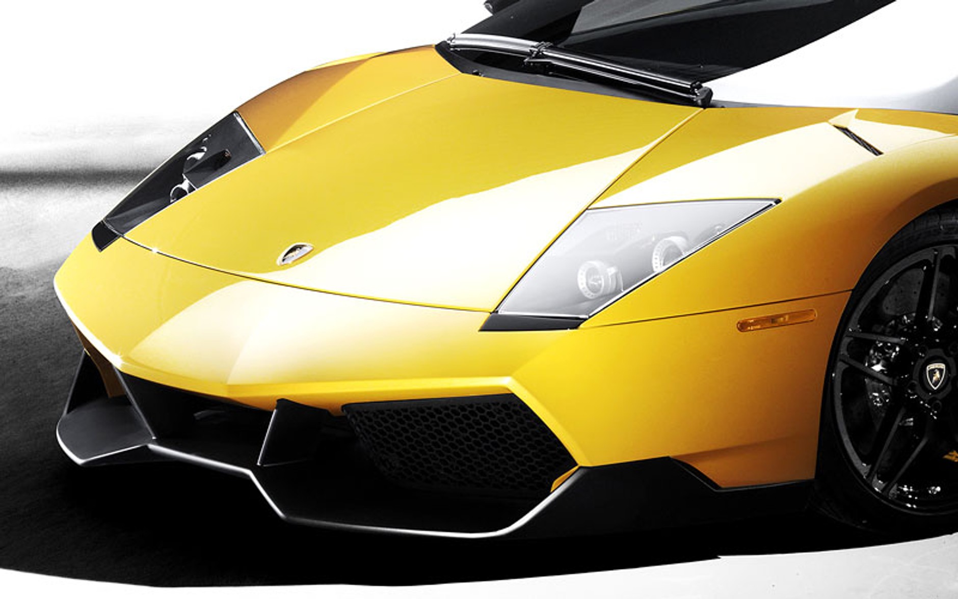 Lamborghini Murcielago SuperVeloce – byk w ataku (fotogaleria+wideo)
