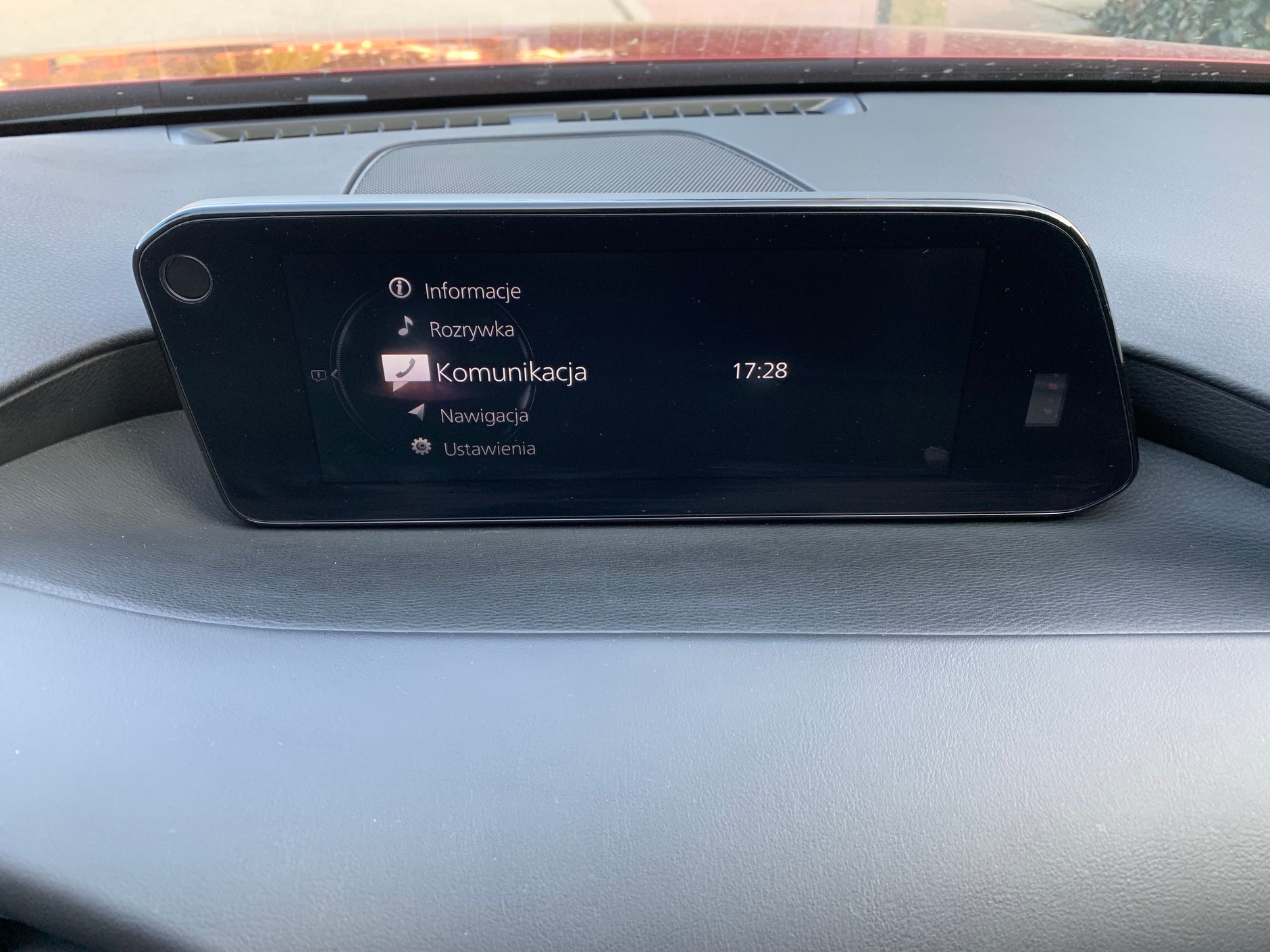 Mazda 3 z systemem MZD Connect i nagłośnieniem Bose