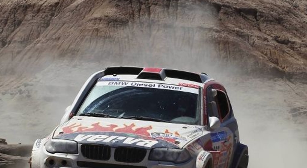 Hołowczyc w Silk Way Rally