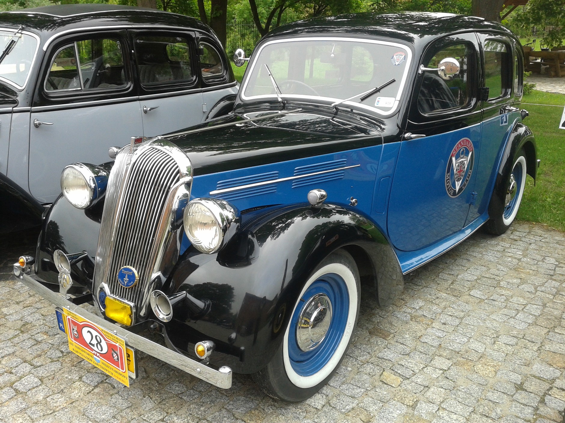 Rajd samochodów przedwojennych w Nowym Dworze