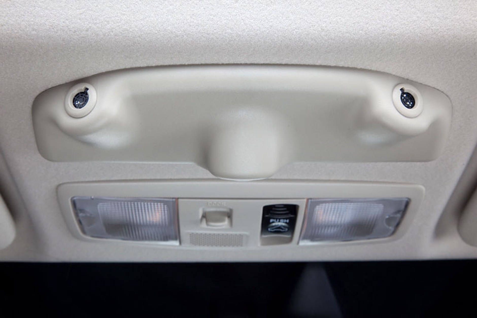 Mitsubishi Outlander GT dostane pohon S-AWC z Lanceru Evolution