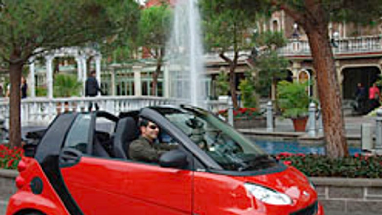 USA: Smart ForTwo nie jest jeszcze w sprzedaży, a już odnosi sukcesy