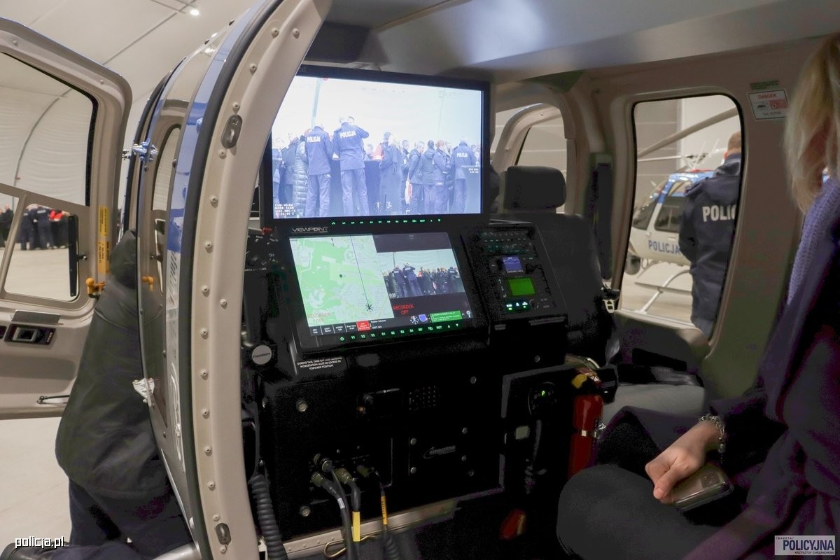 Policyjny śmigłowiec Bell-407GXi