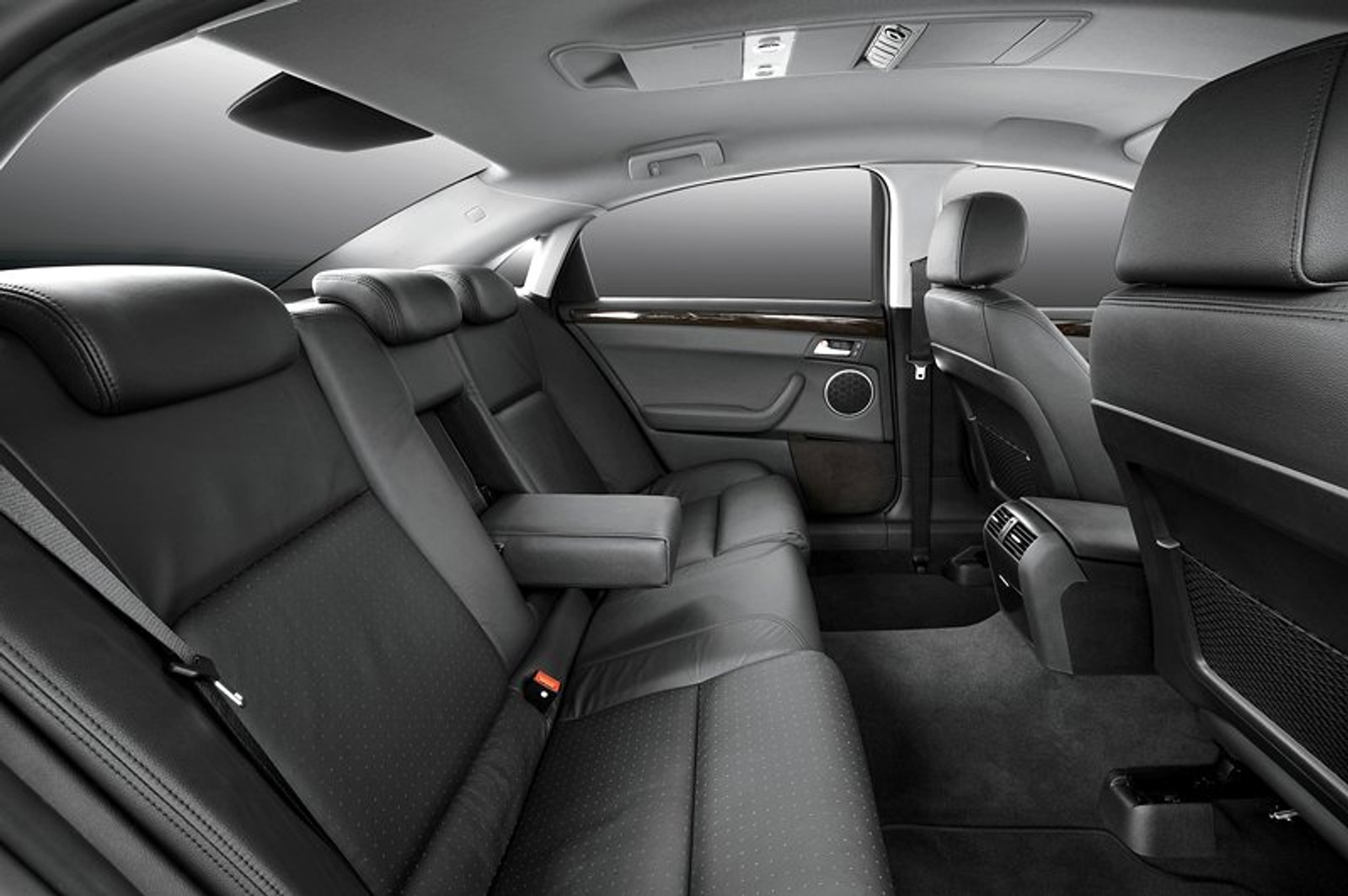 Daewoo L4X: koncepcyjna luksusowa limuzyna dla Korei