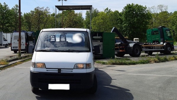Laweta zabrała... niesprawną autolawetę. Lista usterek była długa