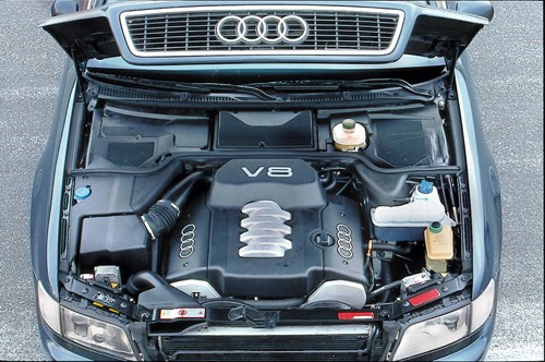 Audi A8, BMW serii 7, Mercedes klasy S - Luksus za grosze?