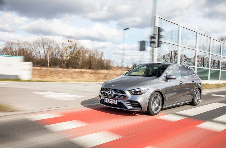 Mercedes B 200d
