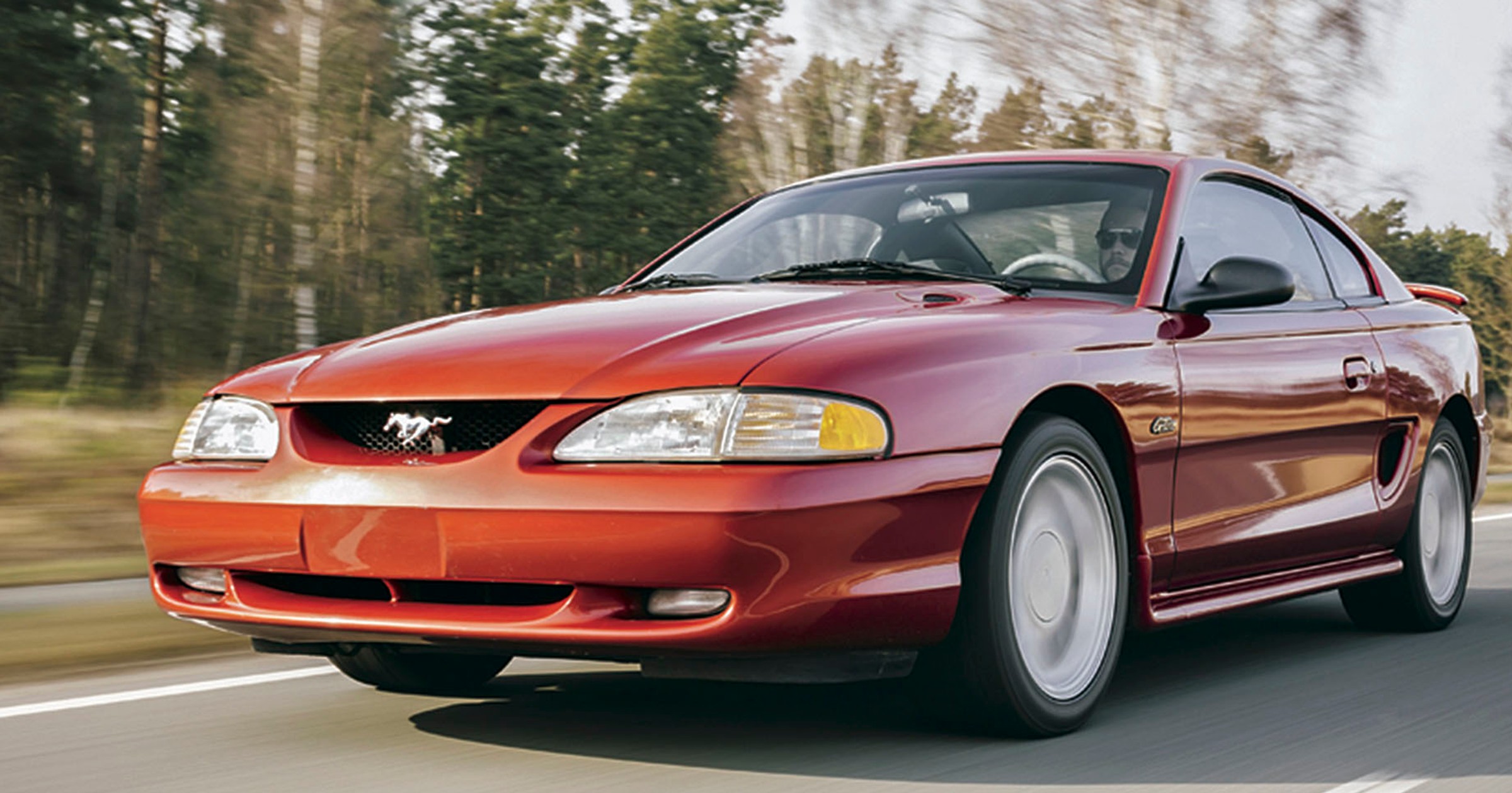 Ford Mustang GT 4.6 - auto, którego miało już nie być