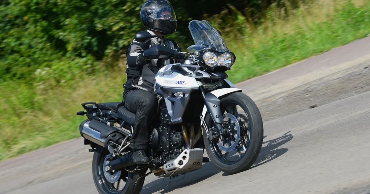Triumph Tiger 800 XRx Low w akcji
