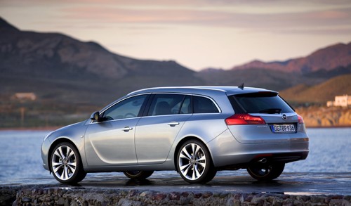Opel Insignia Sports Tourer - Kombi uszyte na miarę