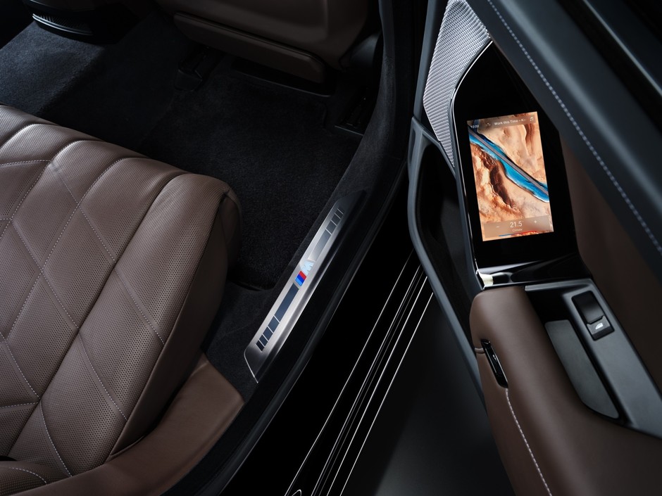 BMW serii 7 Protection. Jeżdżąca kapsuła bezpieczeństwa