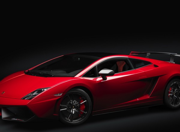 Hardcore’owo sportowe Lamborghini z teraźniejszości
