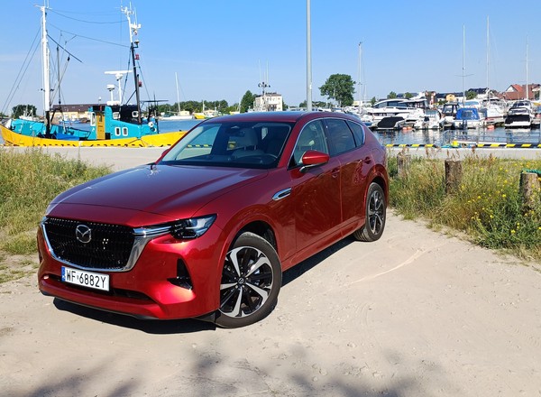 Pojechałem na Hel Mazdą CX-60 z dużym dieslem. Jest świetna, ale nie dla każdego