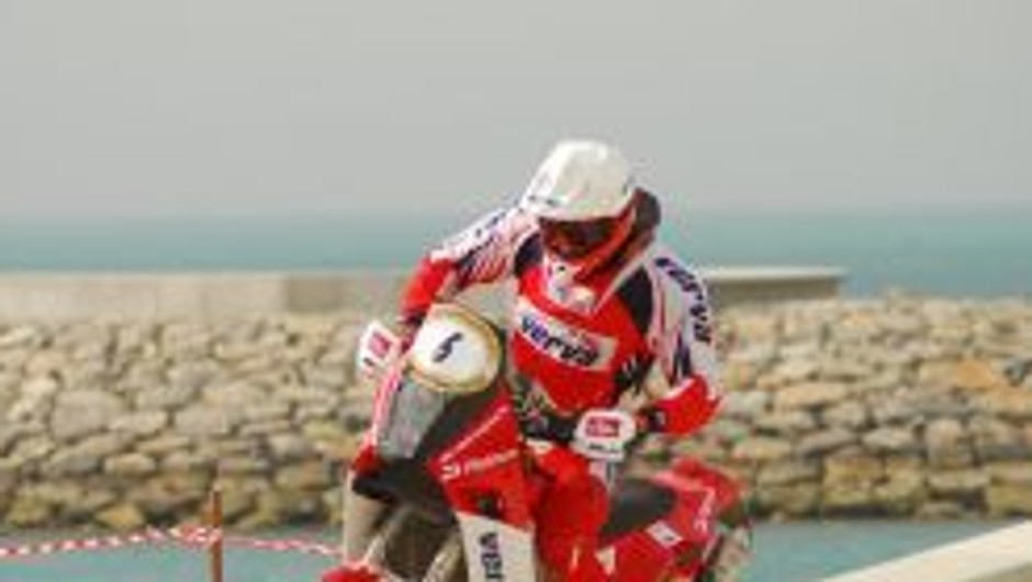 Abu Dhabi Desert Challenge 2009: Przygoński bezkonkurencyjny na prologu