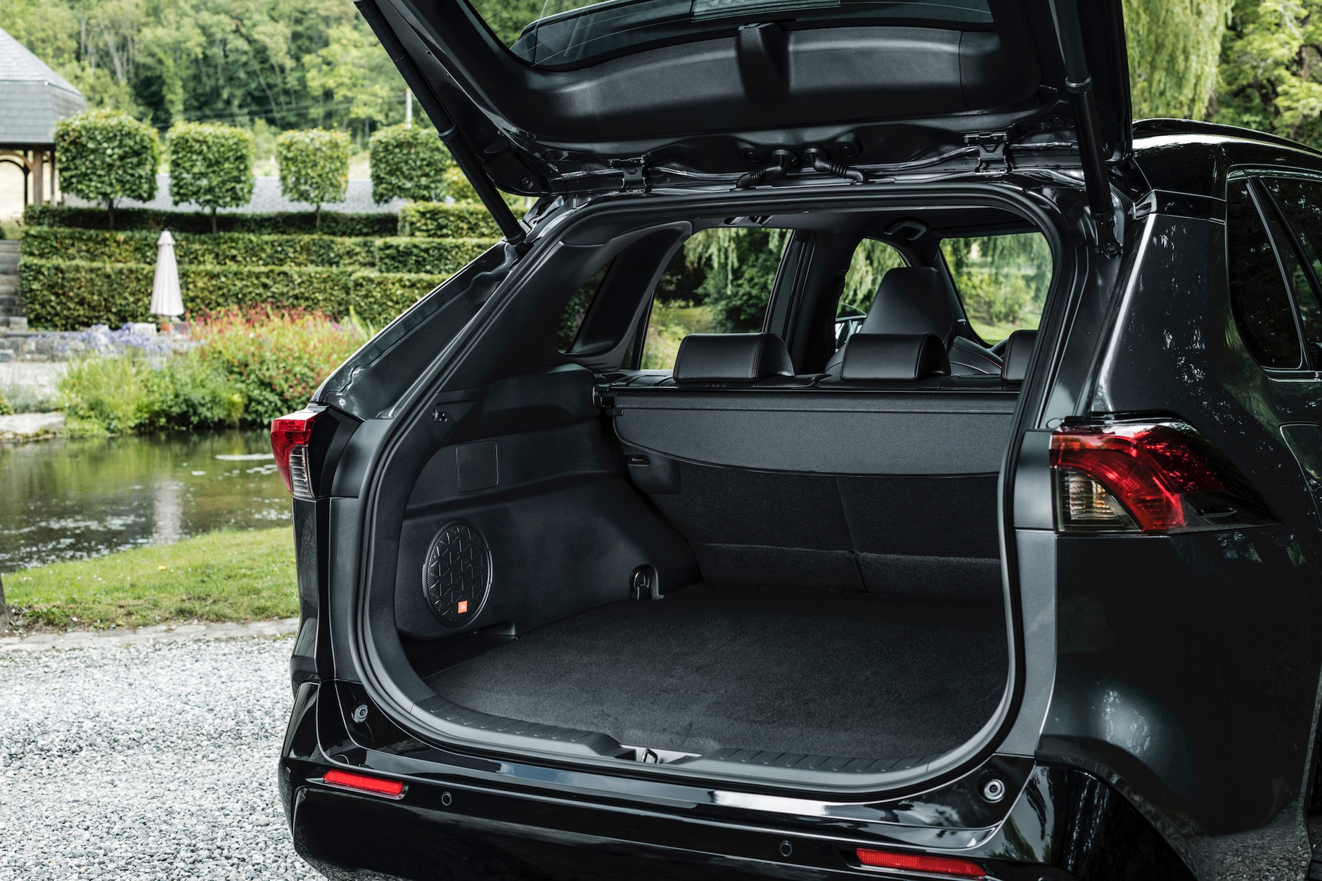 Toyota RAV4 Plug-in Hybrid – ruszyła przedsprzedaż