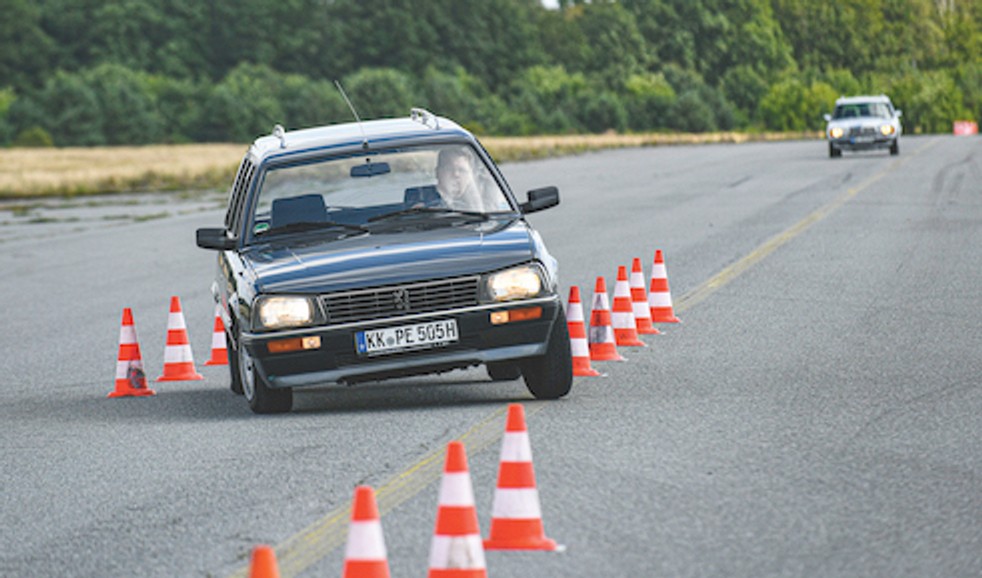 Porównanie aut kombi klasy średniej