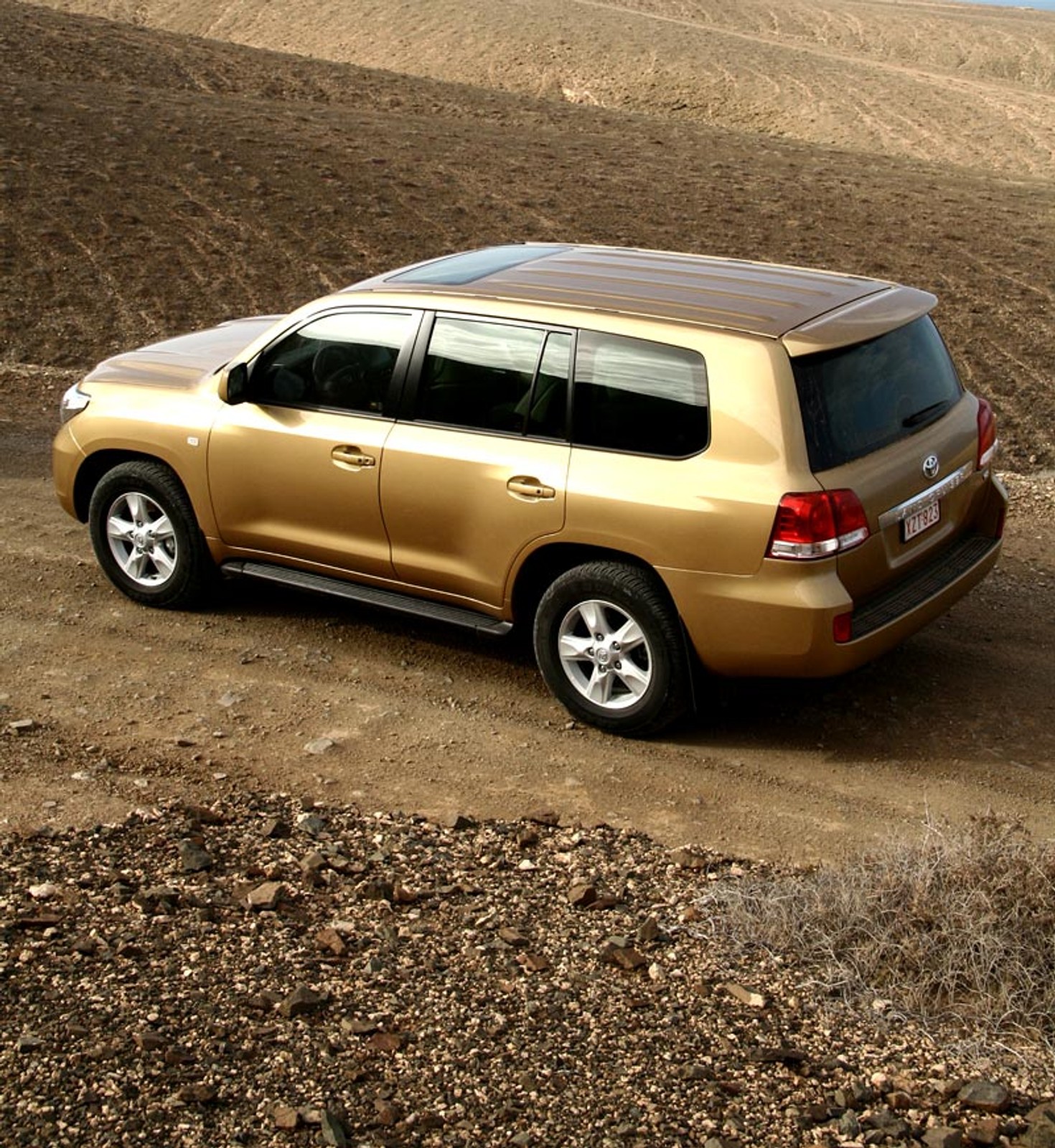 Toyota Land Cruiser V8: pierwsze wrażenia