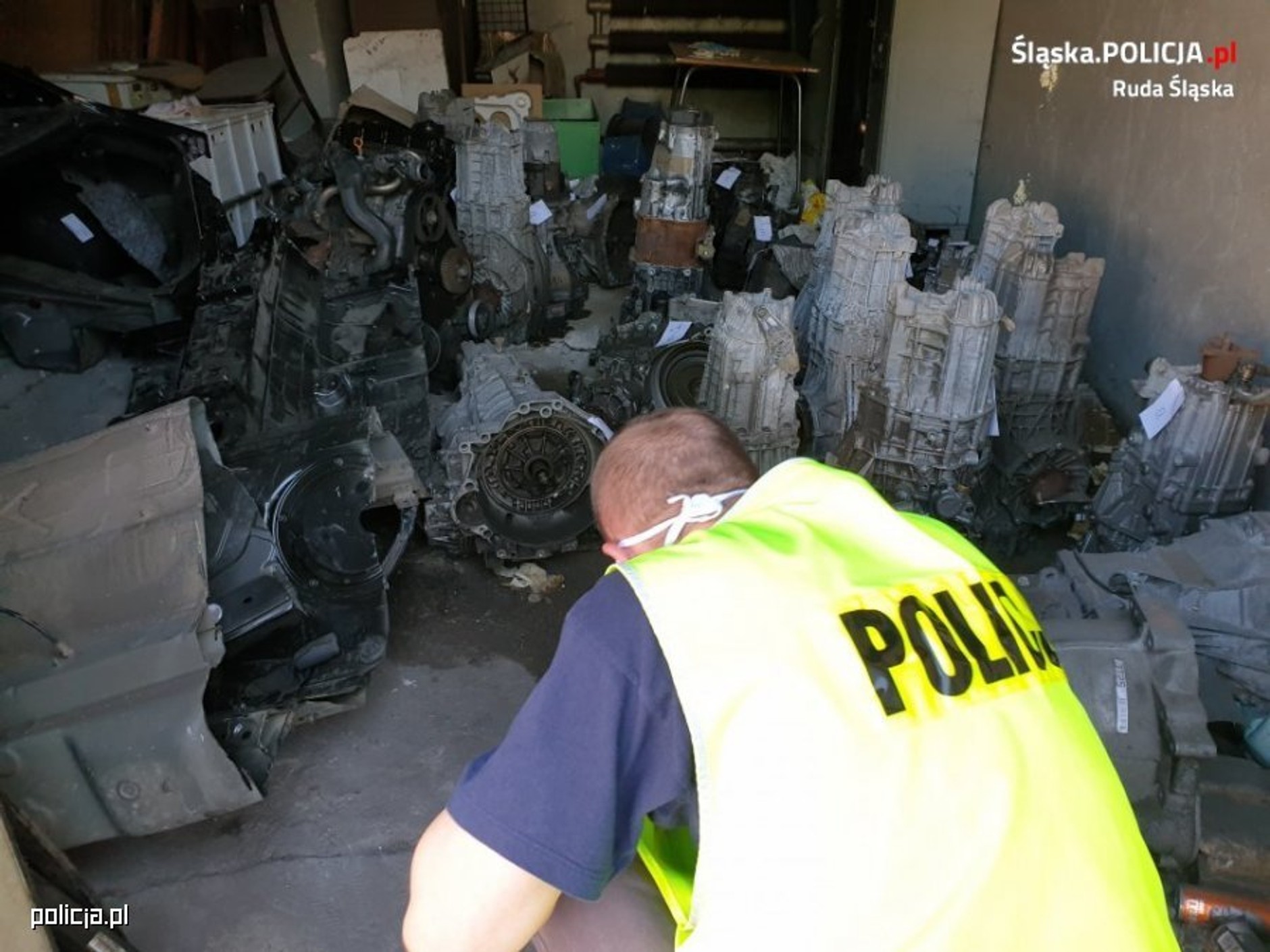 Policja odzyskała Mercedesa za pół miliona