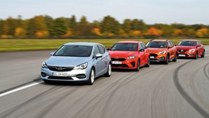 Opel Astra kontra Kia Ceed, Ford Focus i Renault Megane - 3 czy 4 cylindry? Sprawdzamy co warto kupić