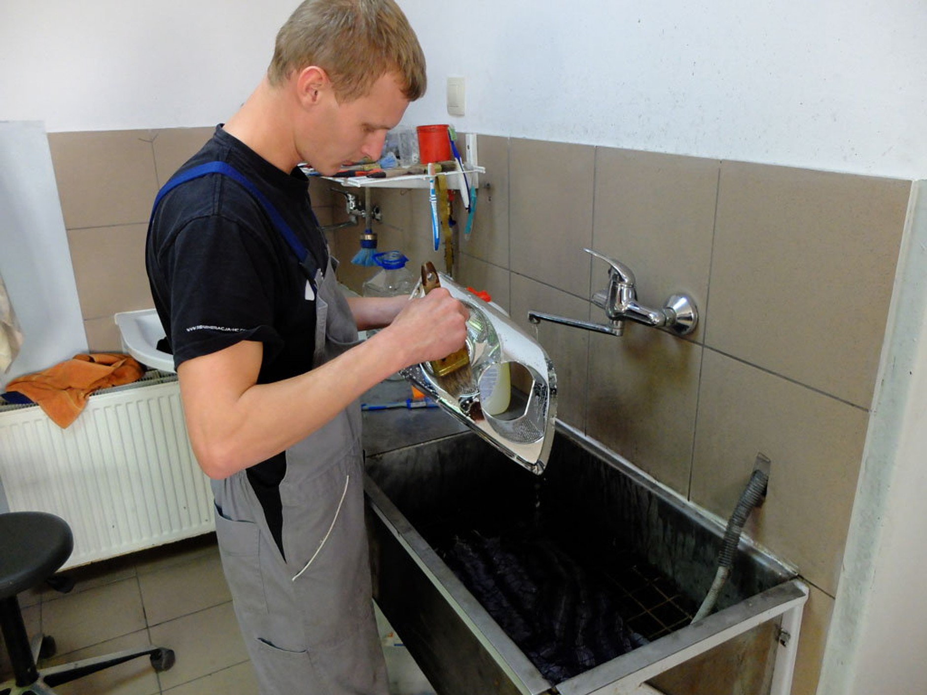 Regeneracja reflektorów krok po kroku