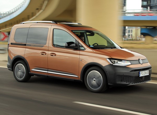 Volkswagen Caddy 2.0 TDI PanAmericana – samochód do pracy i po pracy