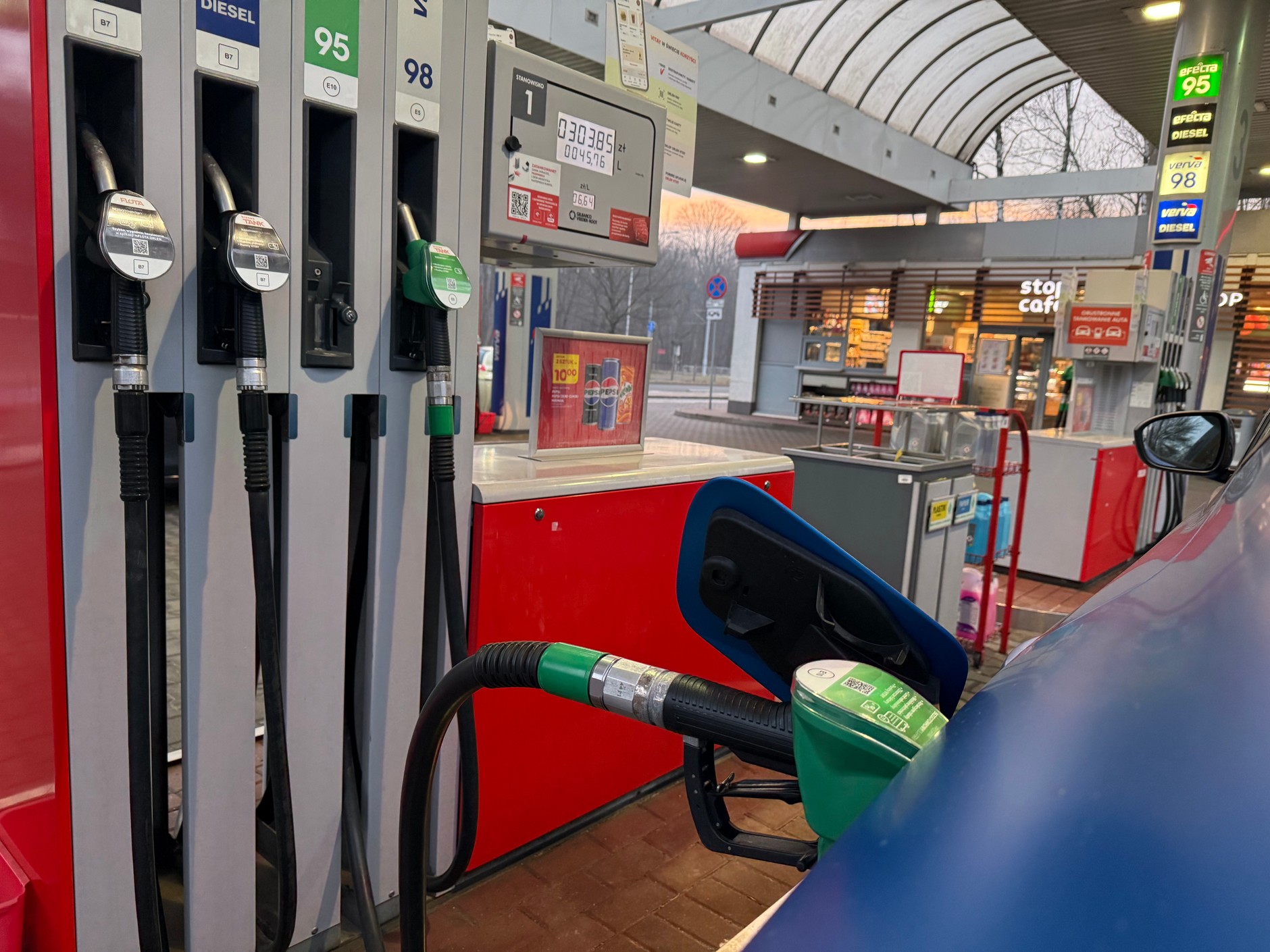 Nie wszystkie samochody dobrze znoszą pracę na paliwie E10