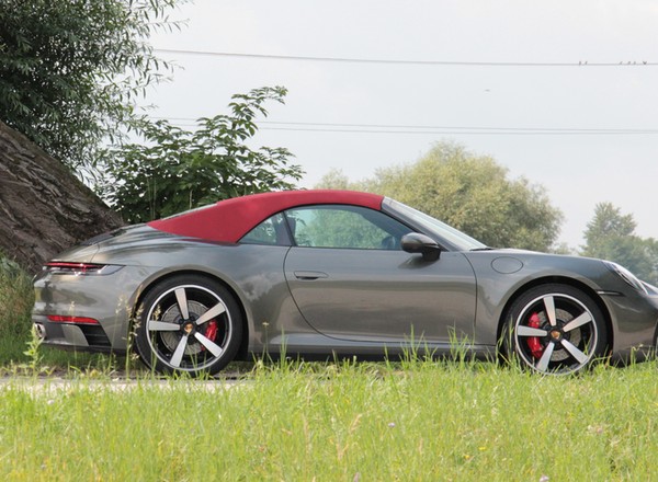 Porsche 911 Carrera 4S Cabrio - nie ma znaczenia
