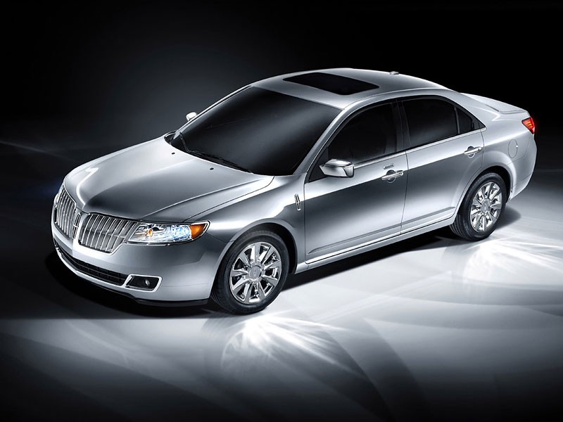 Los Angeles 2008: Lincoln MKZ - modernizacja najmniejszgo modelu