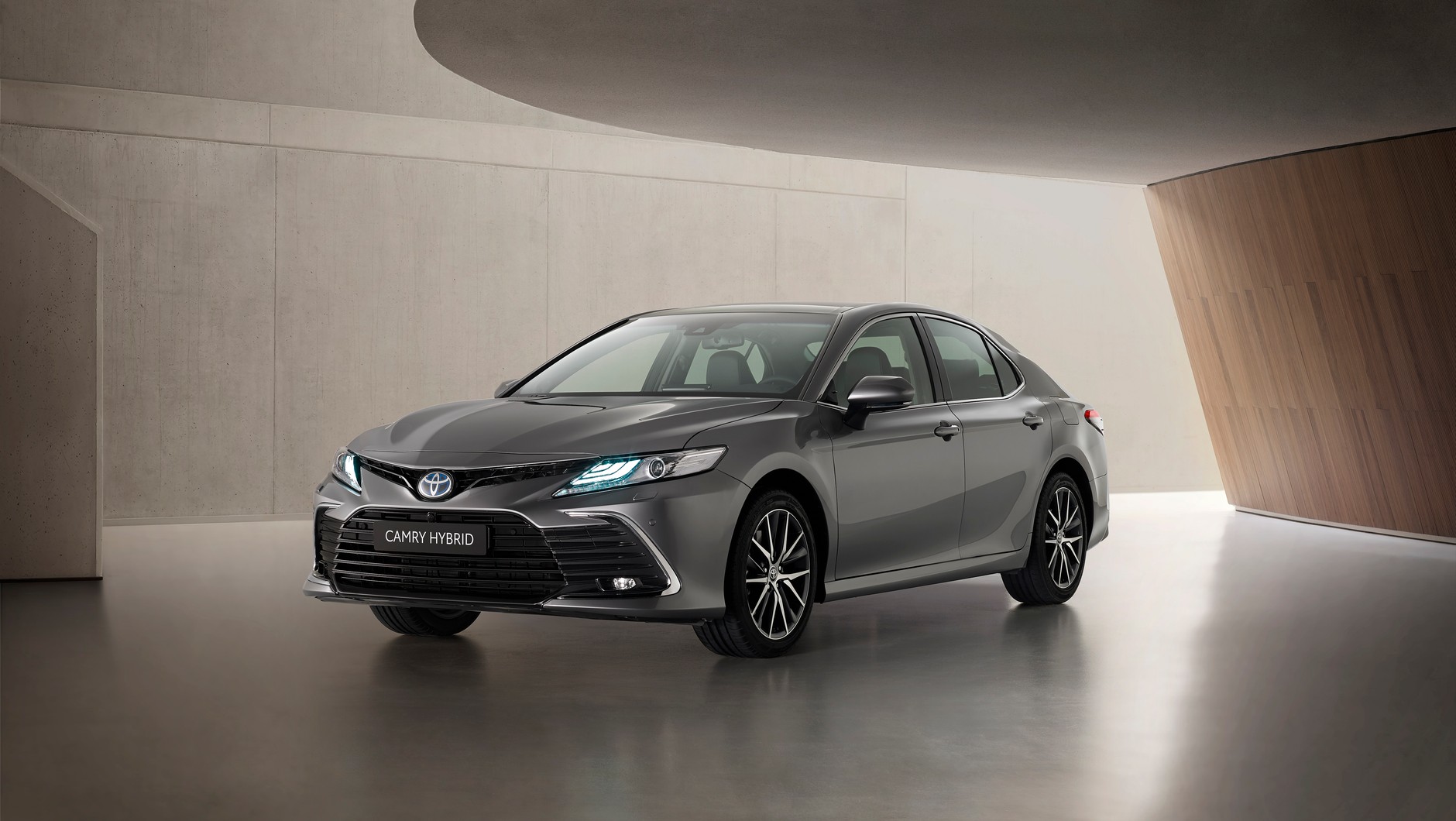 Toyota Camry (ósma generacja; od 2018 r.)
