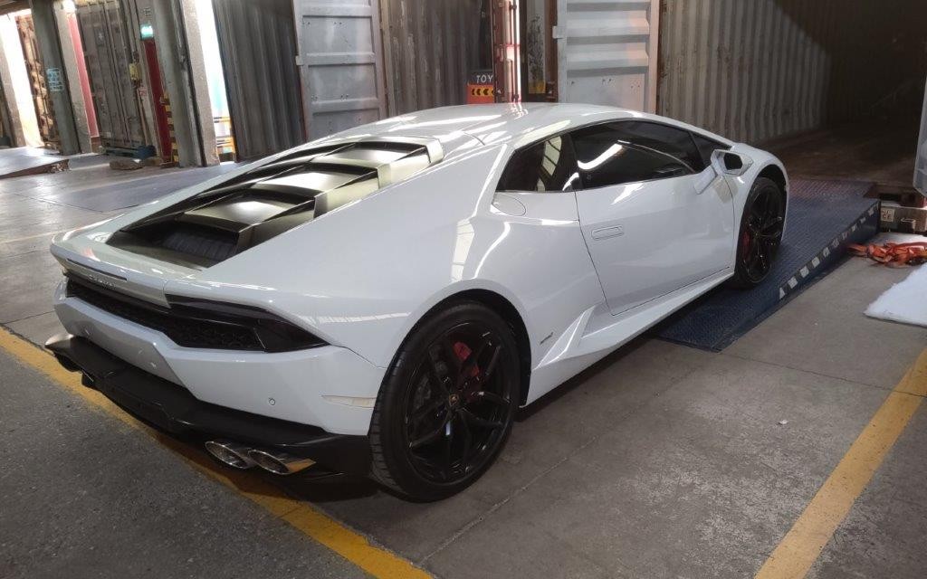 Samochody z ofert sprzedaży z Dubaju