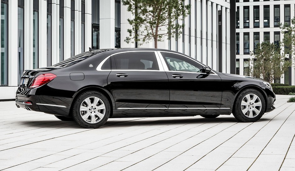 Pancerny Mercedes-Maybach S 600 Guard