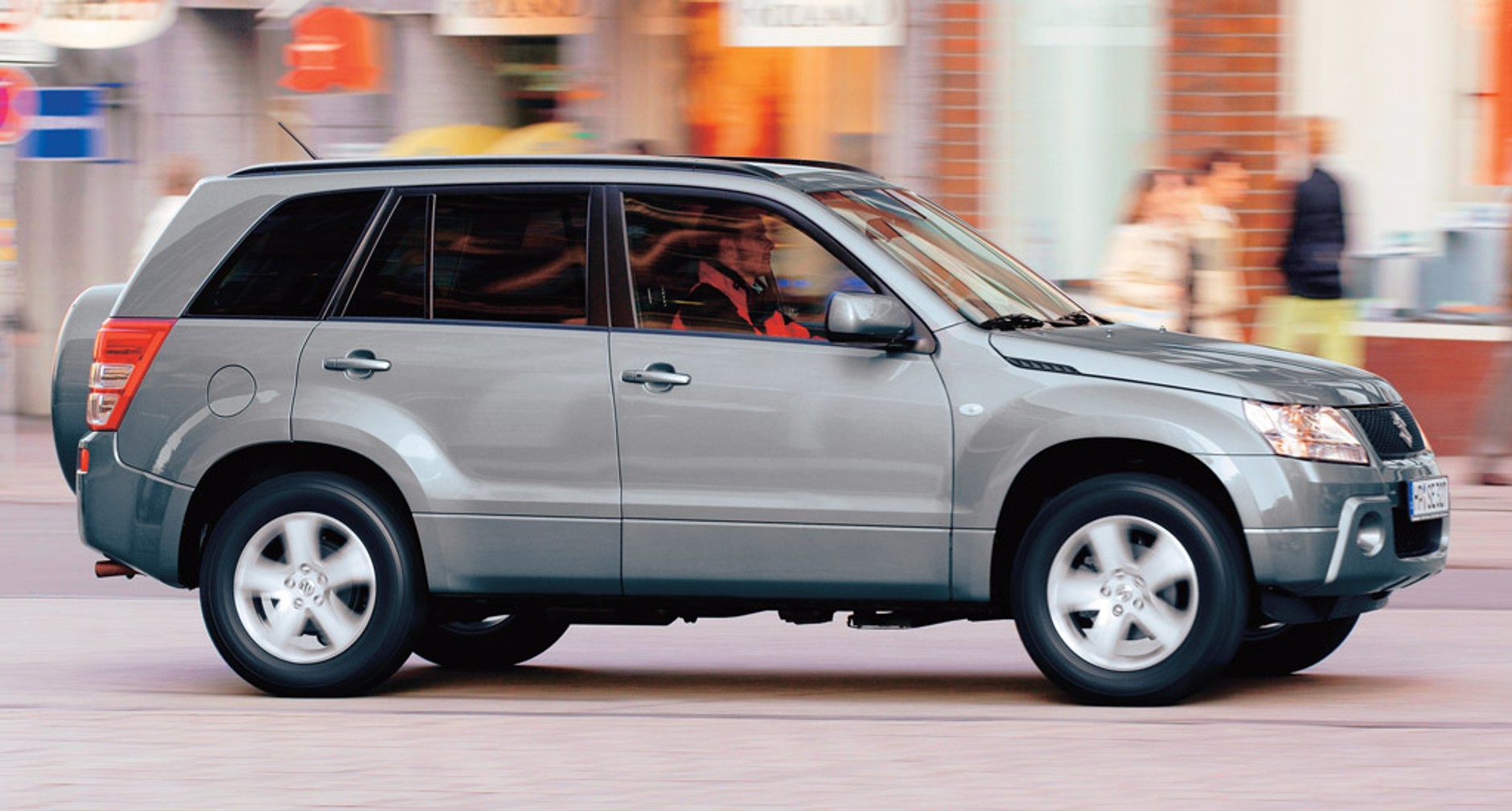 Honda CR-V kontra Kia Sportage i Suzuki Grand Vitara: nie każdy z nich lubi wypady w teren