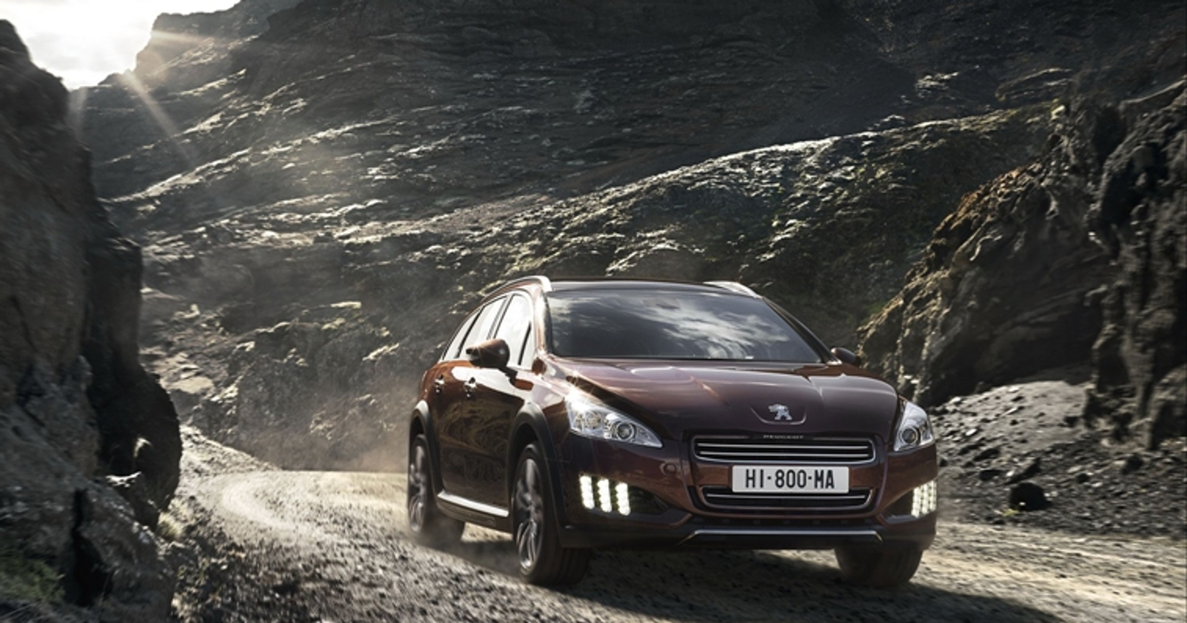 Peugeot 508 RXH pokazuje pazury, rrrrr! 