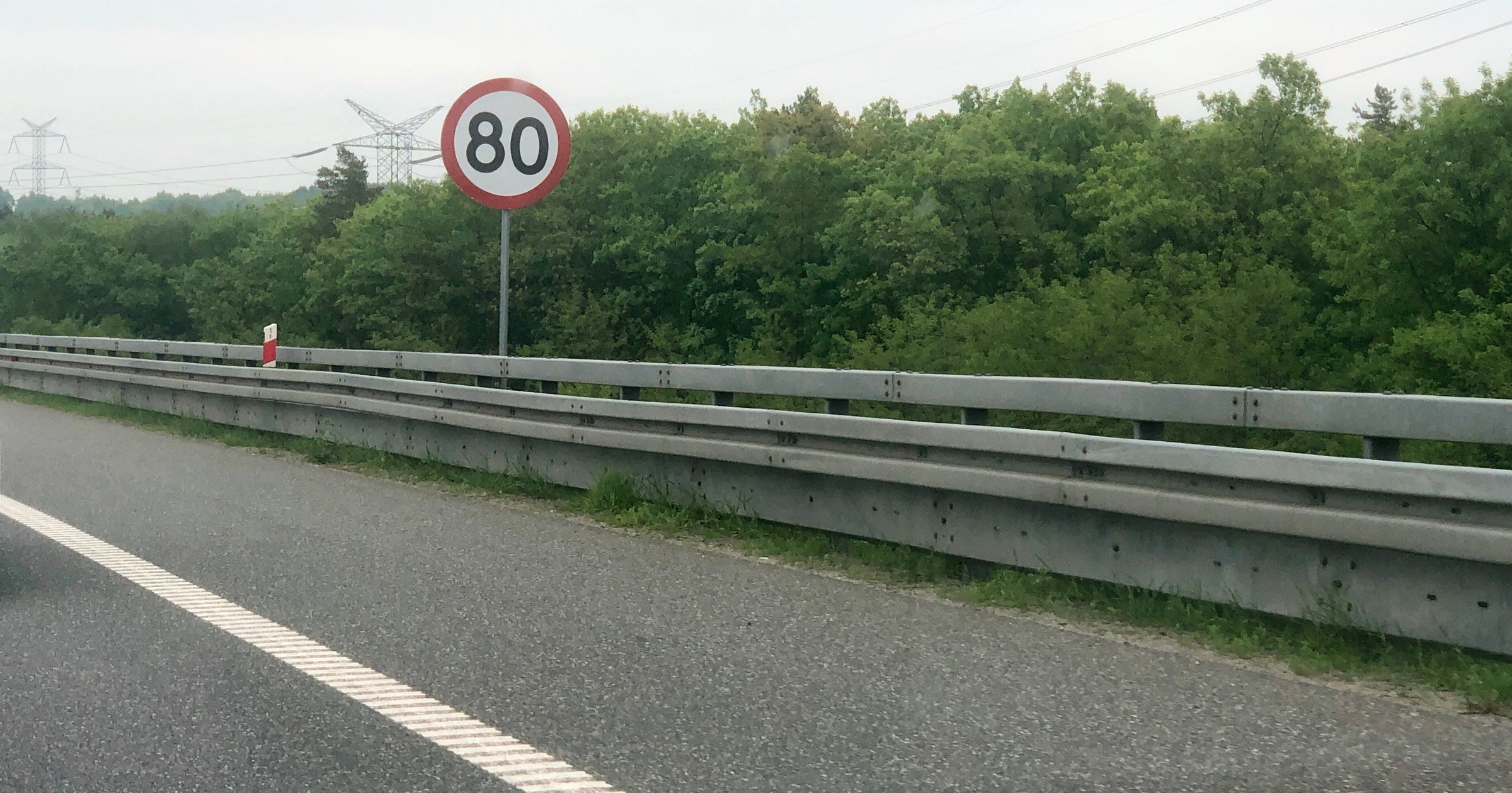 Ograniczenie prędkości do 80 km na godz. na A1