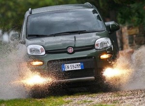 Jak radzi sobie Panda 4x4 w terenie?