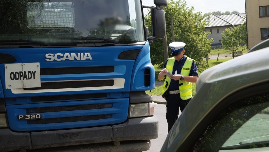 Obraz pochodzący z serwisu https://swietochlowice.policja.gov.pl/k25/informacje/wiadomosci/386431,Podsumowanie-dzialan-quotPredkoscquot.html