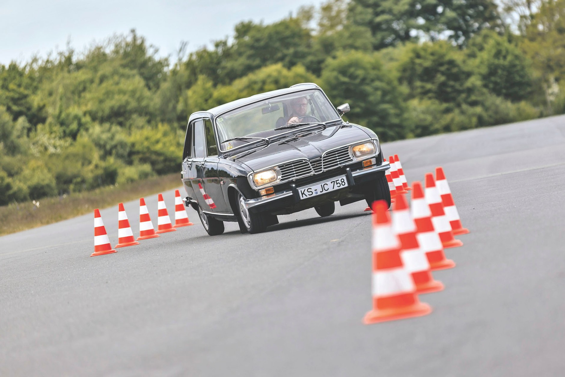 Renault 16 - miękka rewolucja